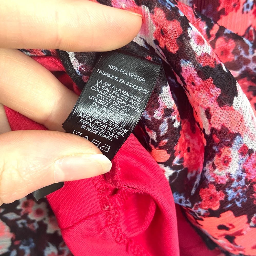Express Floral Tank - Picture 5 of 5